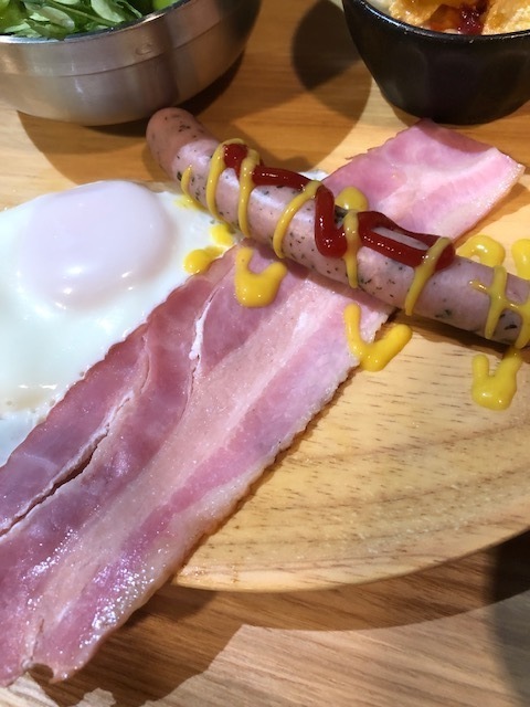 ベーコンエッグ.JPG